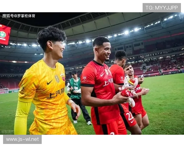 超级杯巅峰对决上海上港激战北京国安谁能问鼎荣耀之巅今夜赛场风云